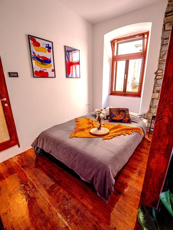 Artini Apartment *