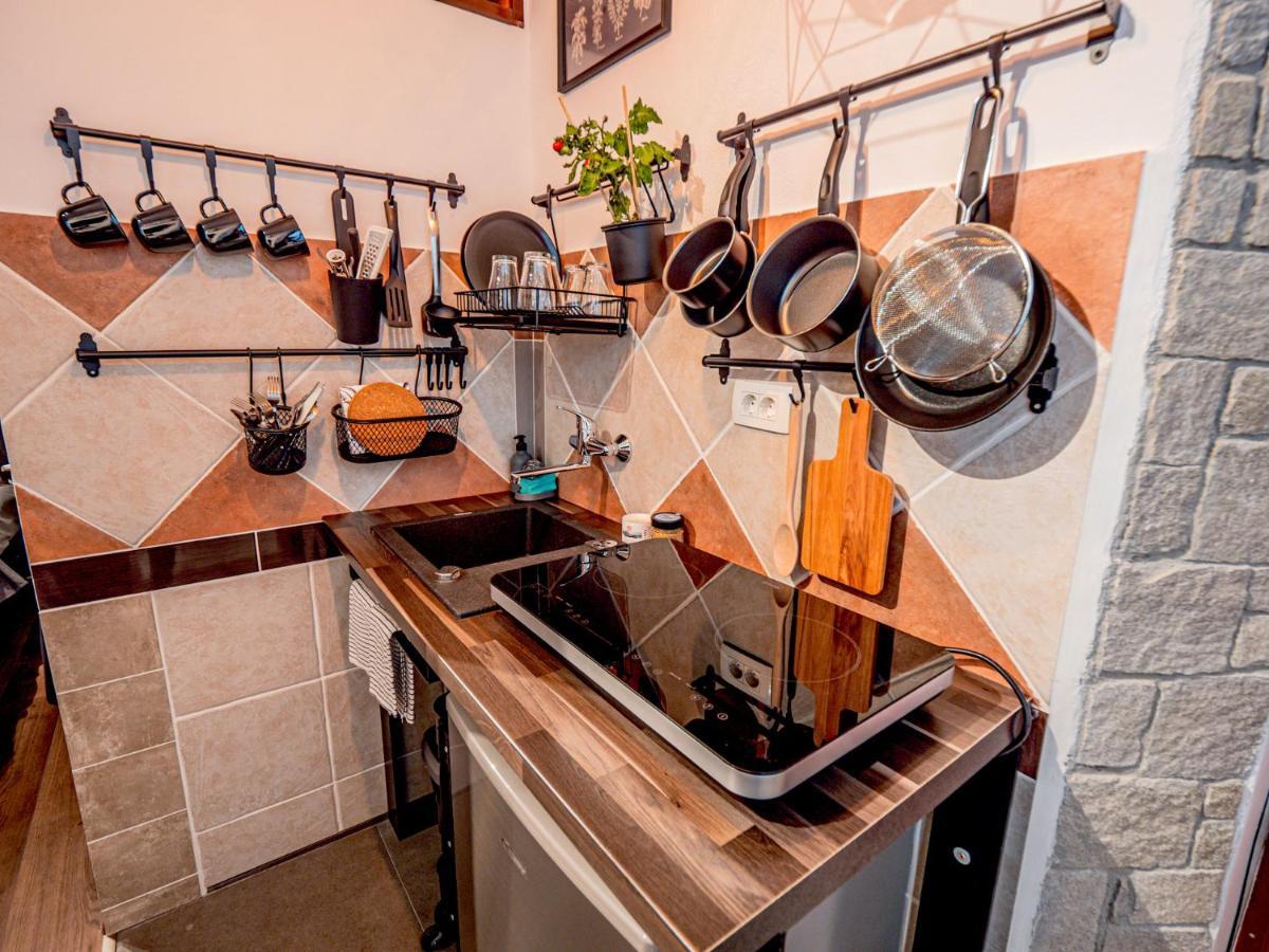 Artini Apartment